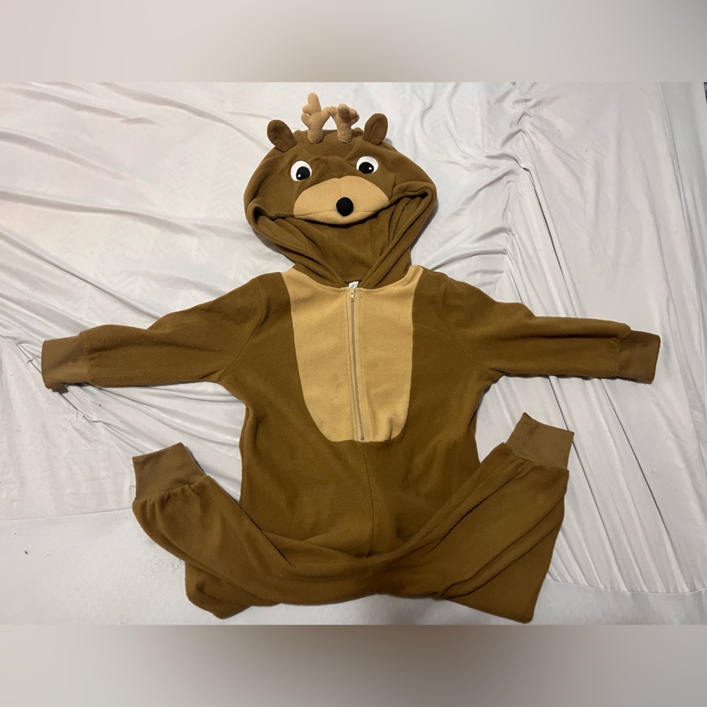 Reindeer Kids One Piece 3T. Perfect for Christmas!